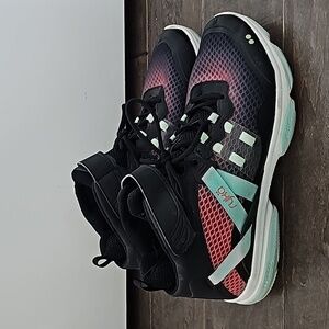 Ryka Women's Mid Top Training Sneakers sz 10